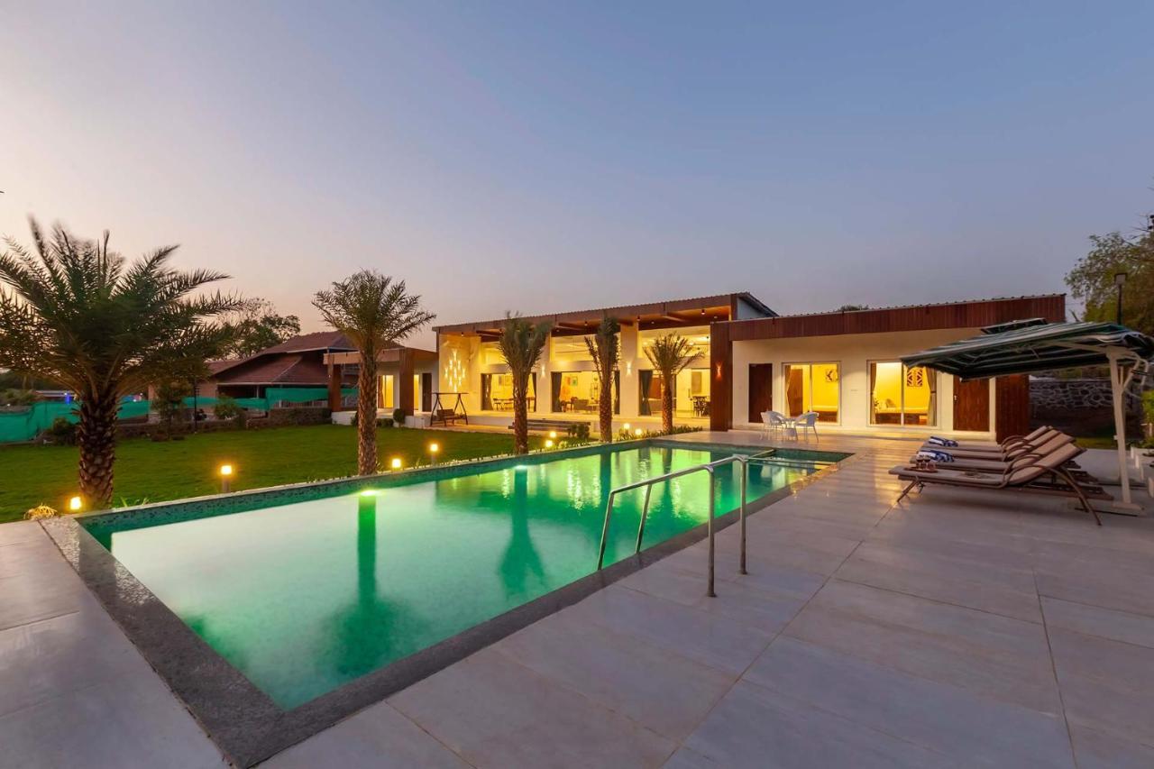 Natures Odyssey By Stayvista - Amidst Lush Greenery With Outdoor Pool And Indoor Activities Chinchavli Екстер'єр фото