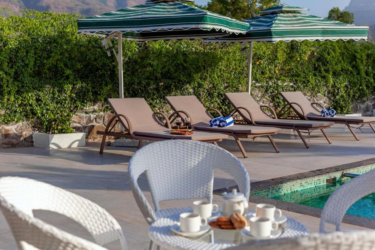 Natures Odyssey By Stayvista - Amidst Lush Greenery With Outdoor Pool And Indoor Activities Chinchavli Екстер'єр фото